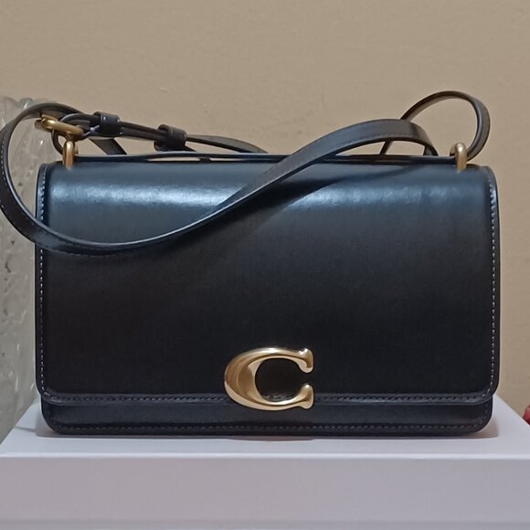 Coach Bandit Purse - Picture 2 of 2